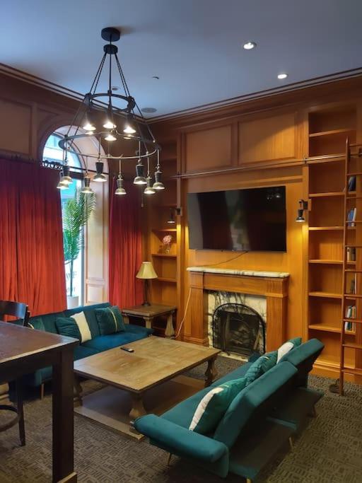 The Yeats At The Mansfield Midtown * New York
