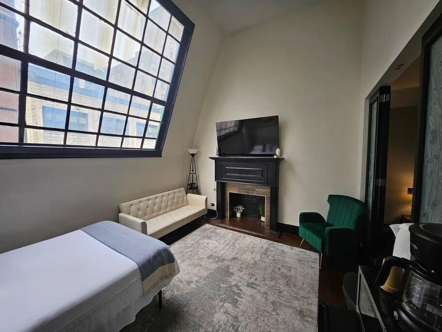The Yeats At The Mansfield Midtown New York